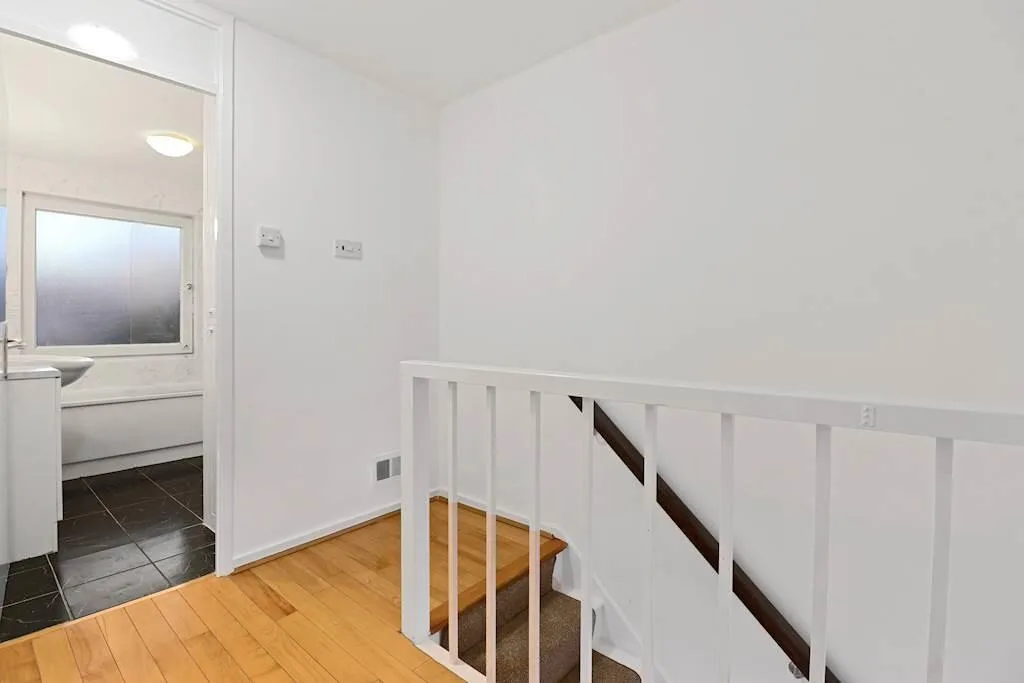3 bedroom town house for rent
