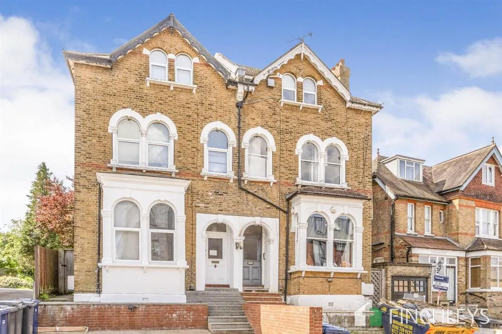 1 bedroom ground floor flat for rent
