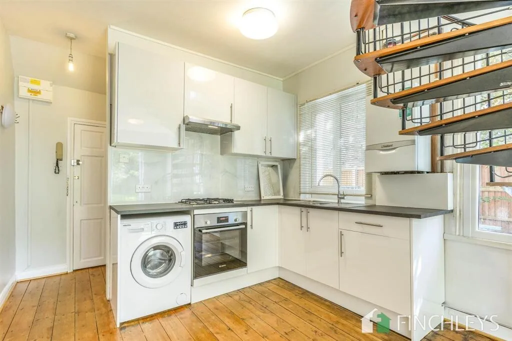 1 bedroom ground floor flat for rent