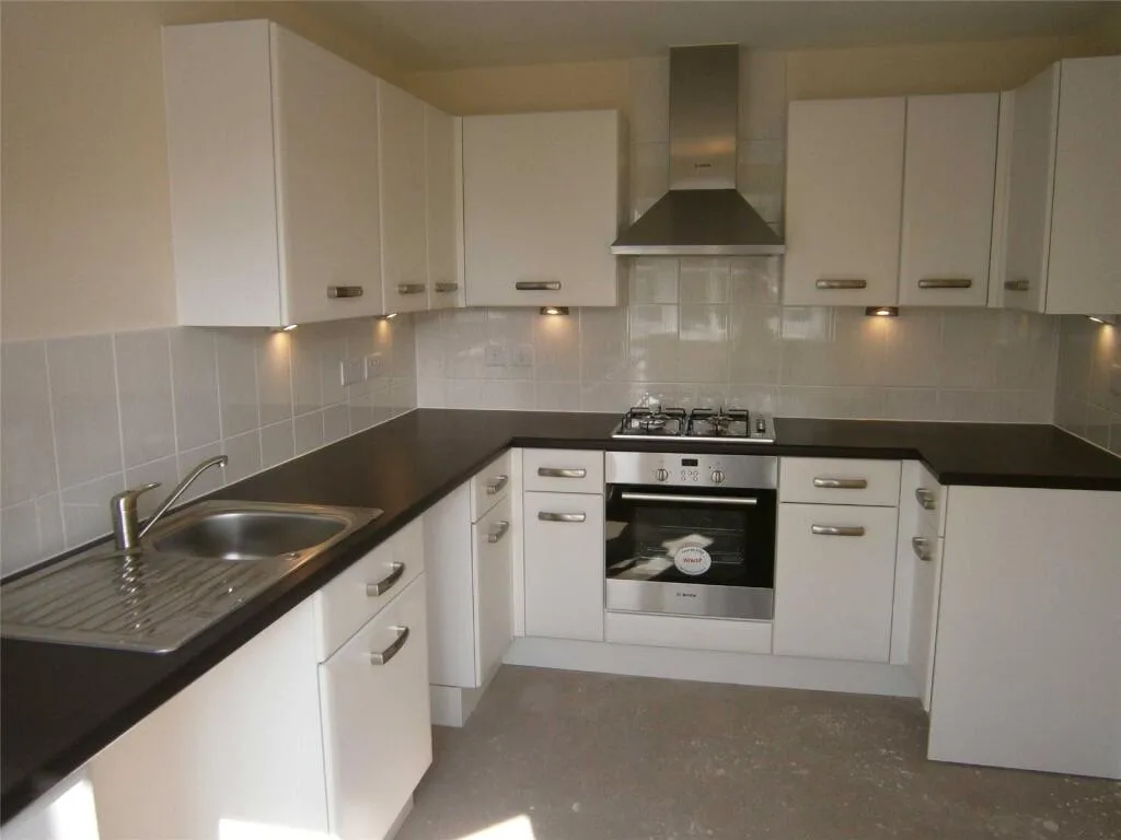 2 bedroom end of terrace house for rent