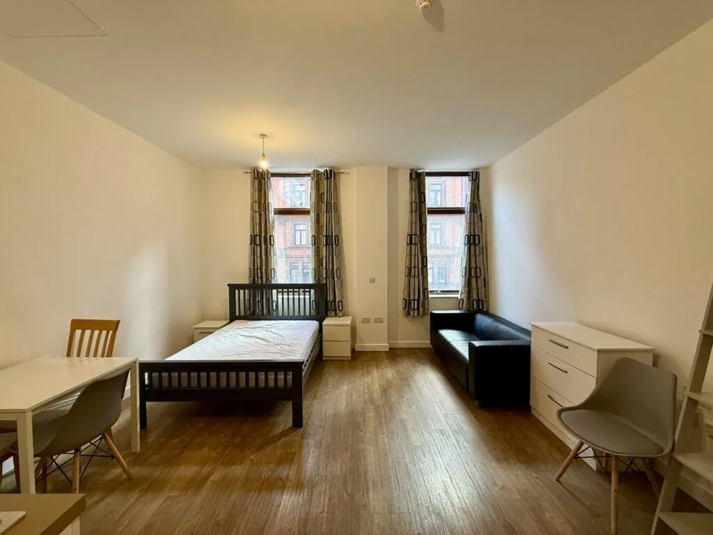 Studio flat for rent