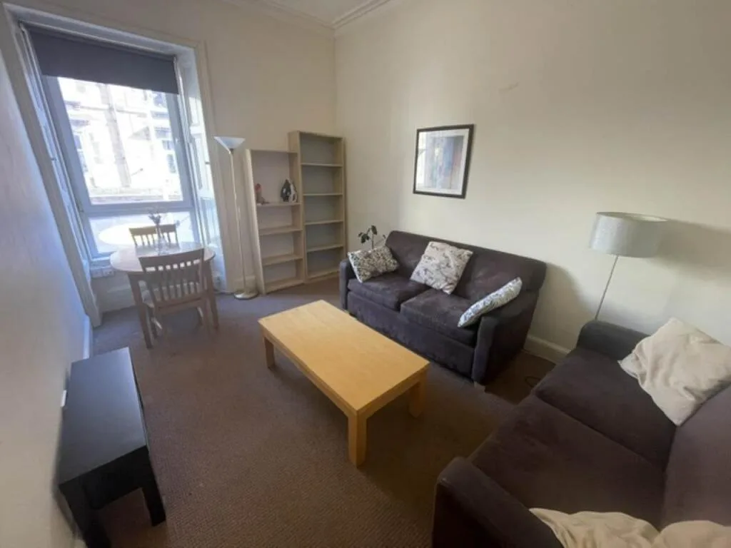 4 bedroom flat for rent