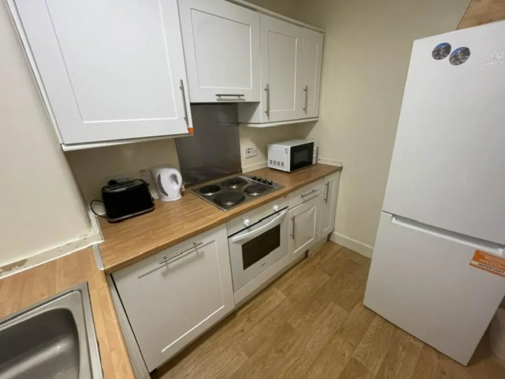 4 bedroom flat for rent