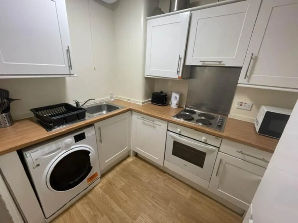 4 bedroom flat for rent