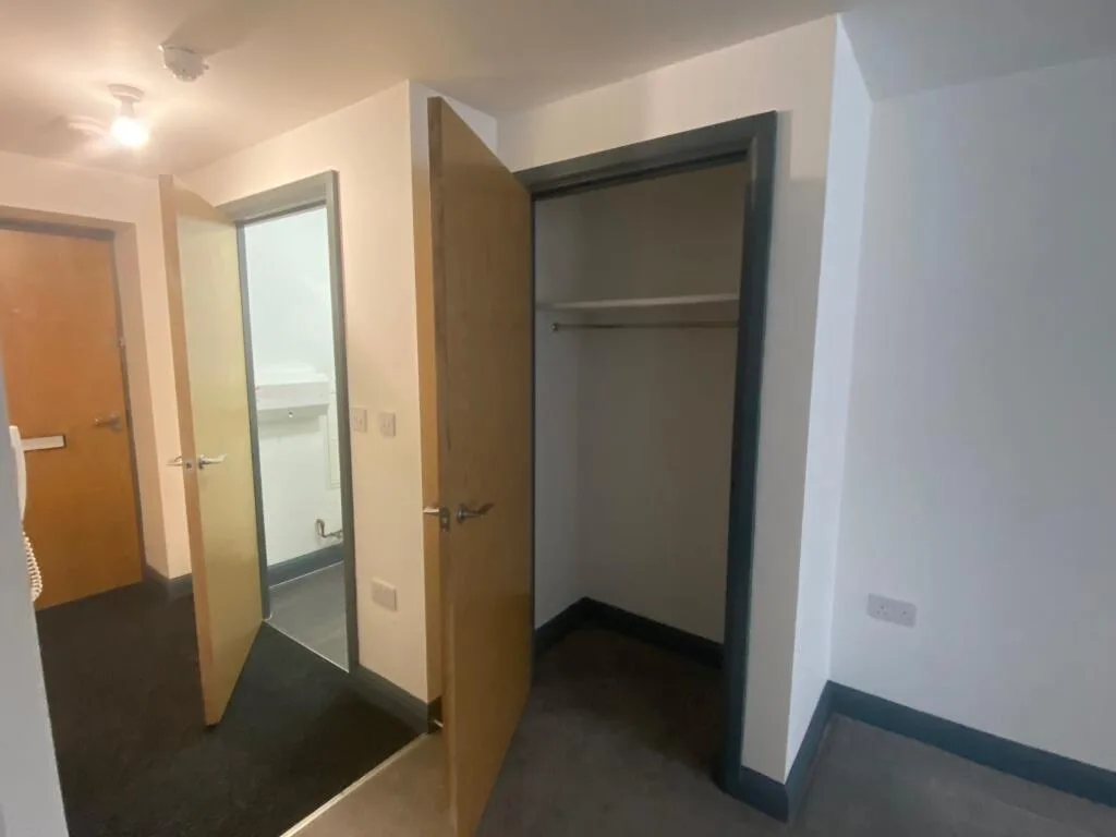 Studio flat for rent