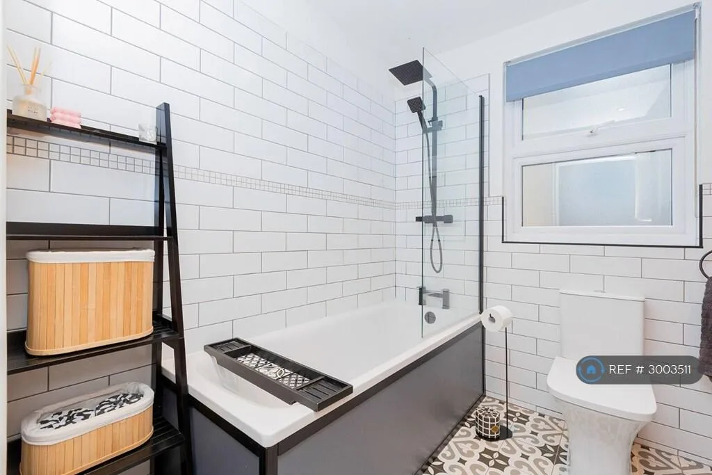 3 bedroom maisonette for rent