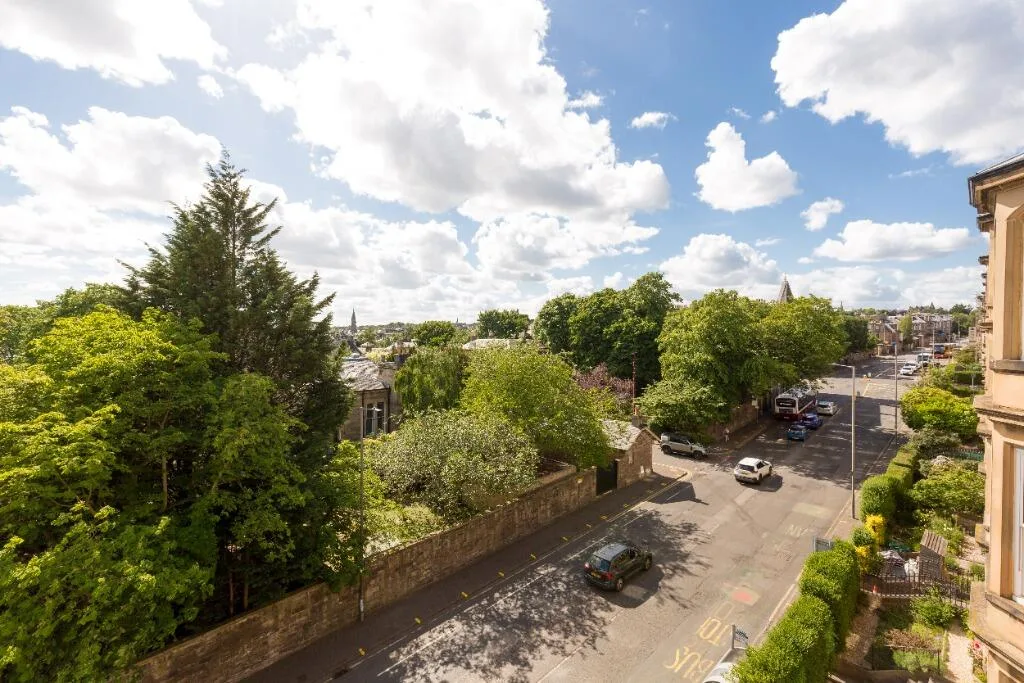 4 bedroom flat for rent