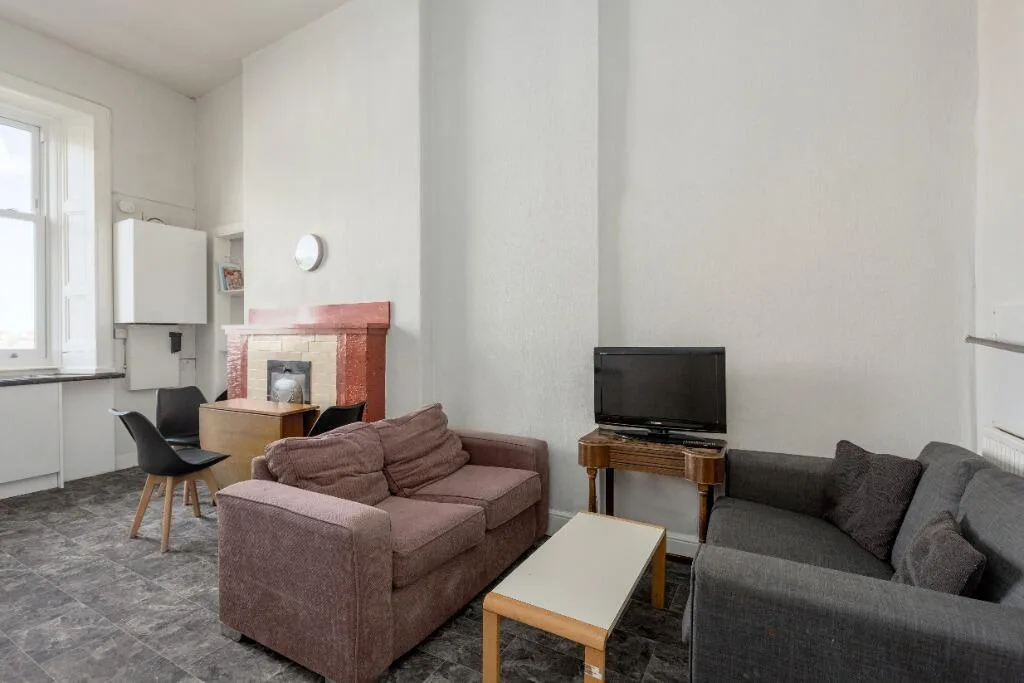 4 bedroom flat for rent