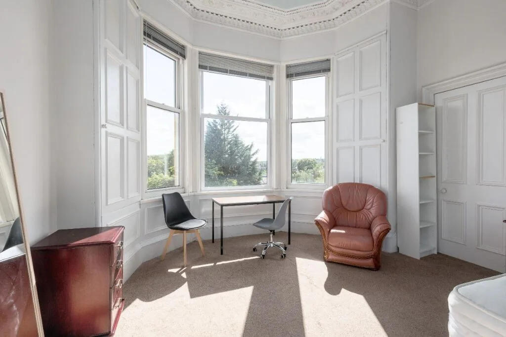 4 bedroom flat for rent