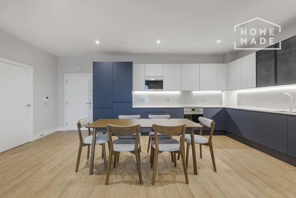 3 bedroom flat for rent