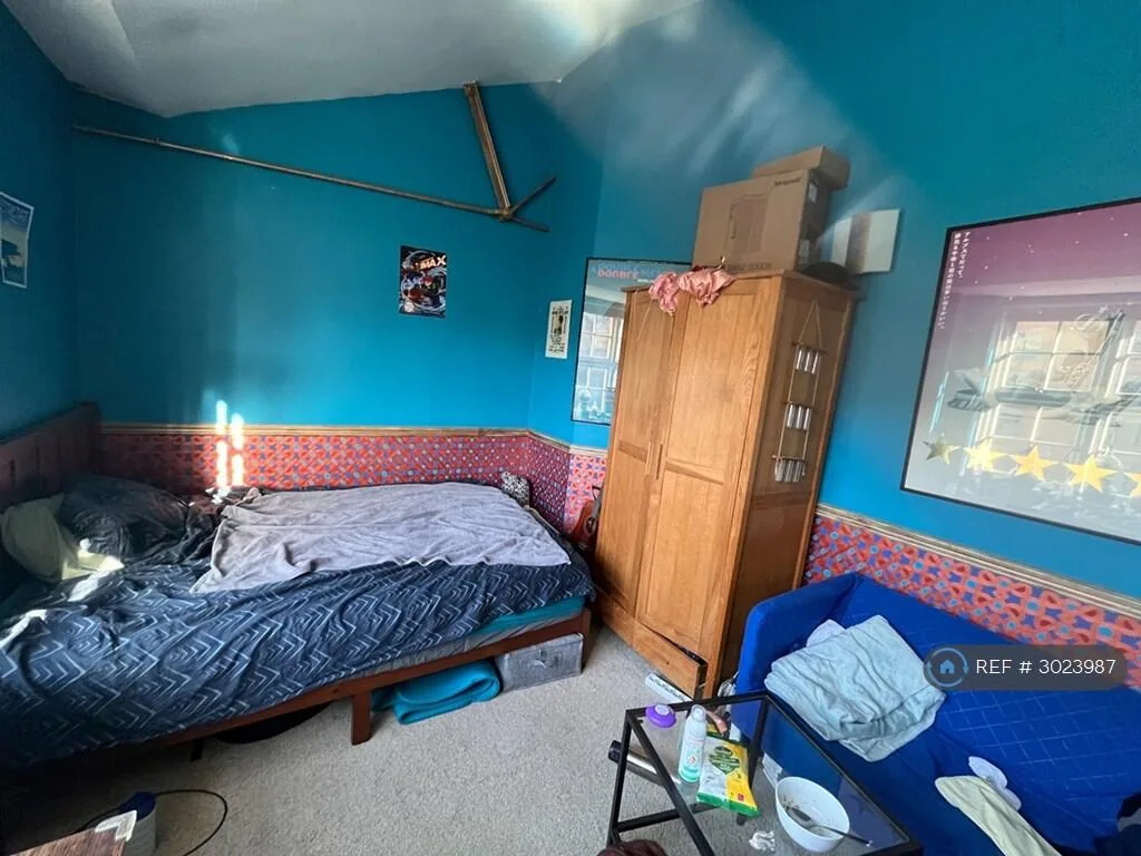 3 bedroom flat for rent