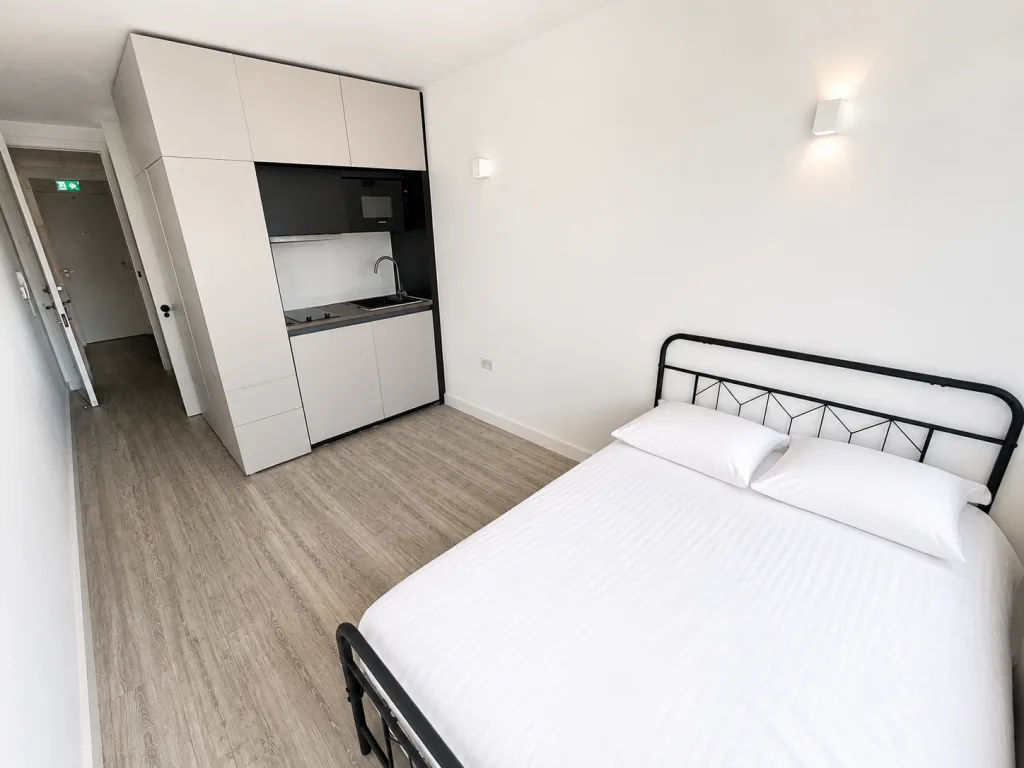 Studio flat for rent