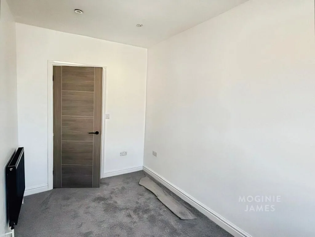 3 bedroom semi-detached house for rent