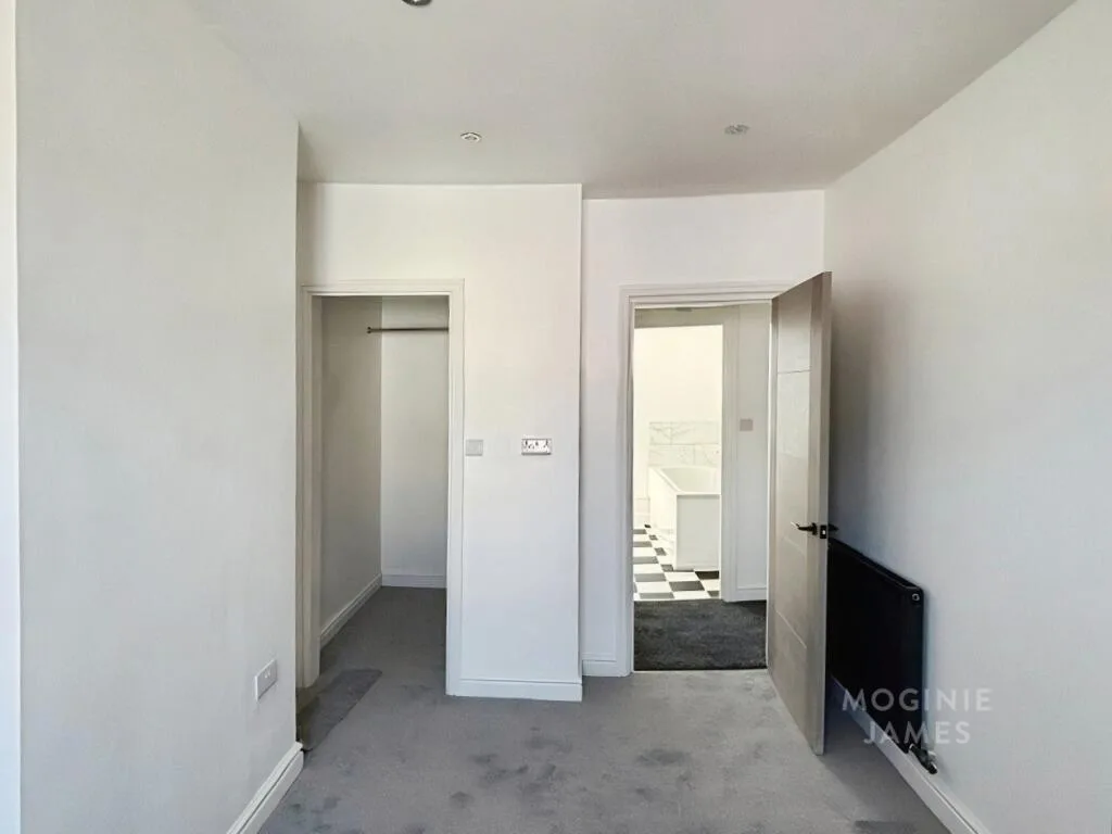 3 bedroom semi-detached house for rent