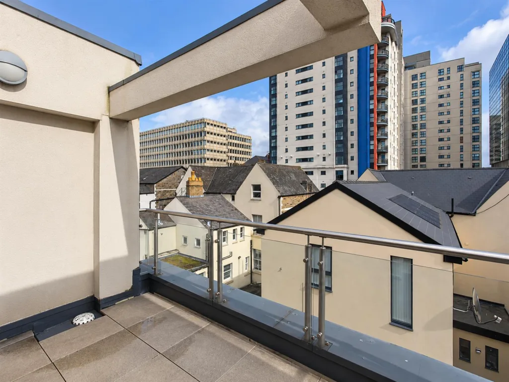 1 bedroom duplex for rent