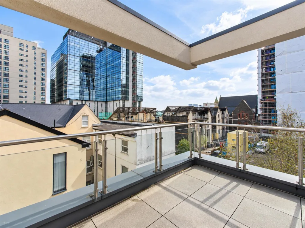1 bedroom duplex for rent