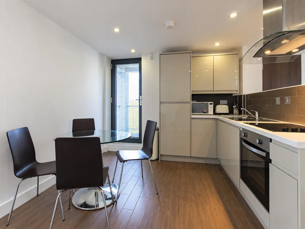 1 bedroom duplex for rent