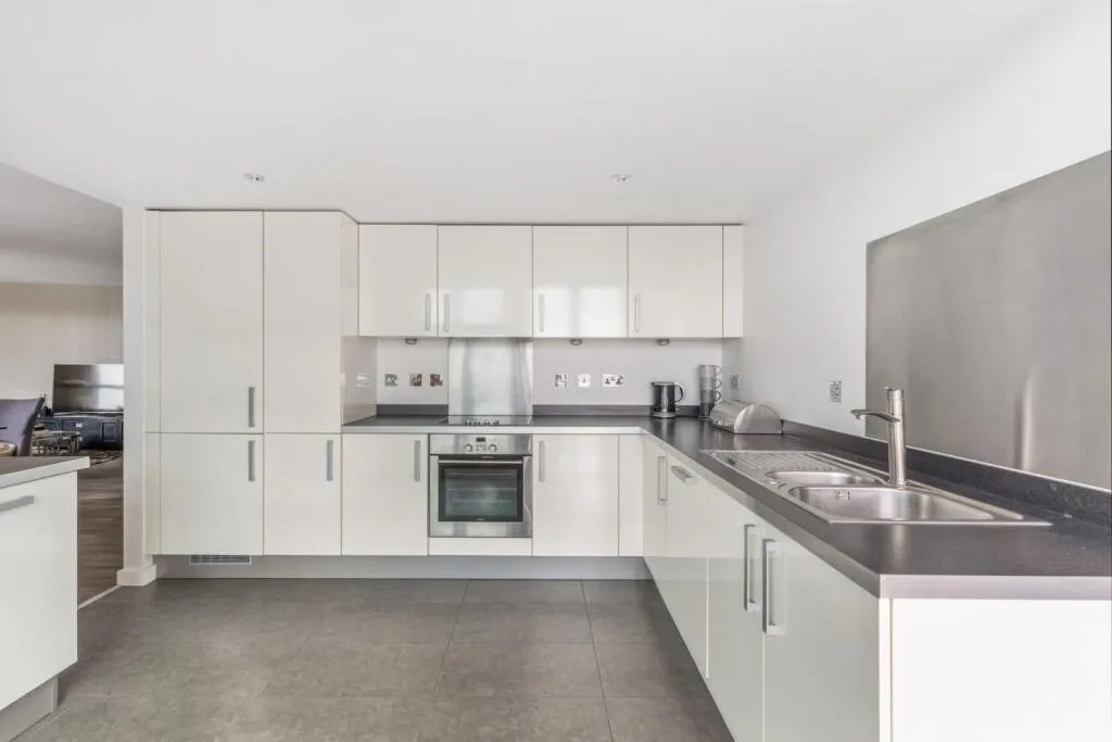 3 bedroom apartment for rent