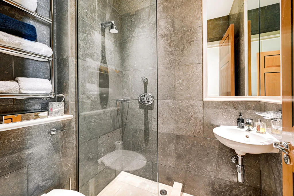 2 bedroom terraced house for rent