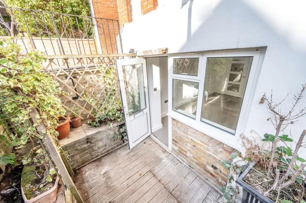 1 bedroom flat for rent