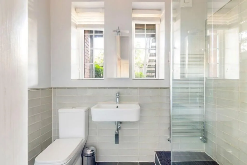 2 bedroom maisonette for rent