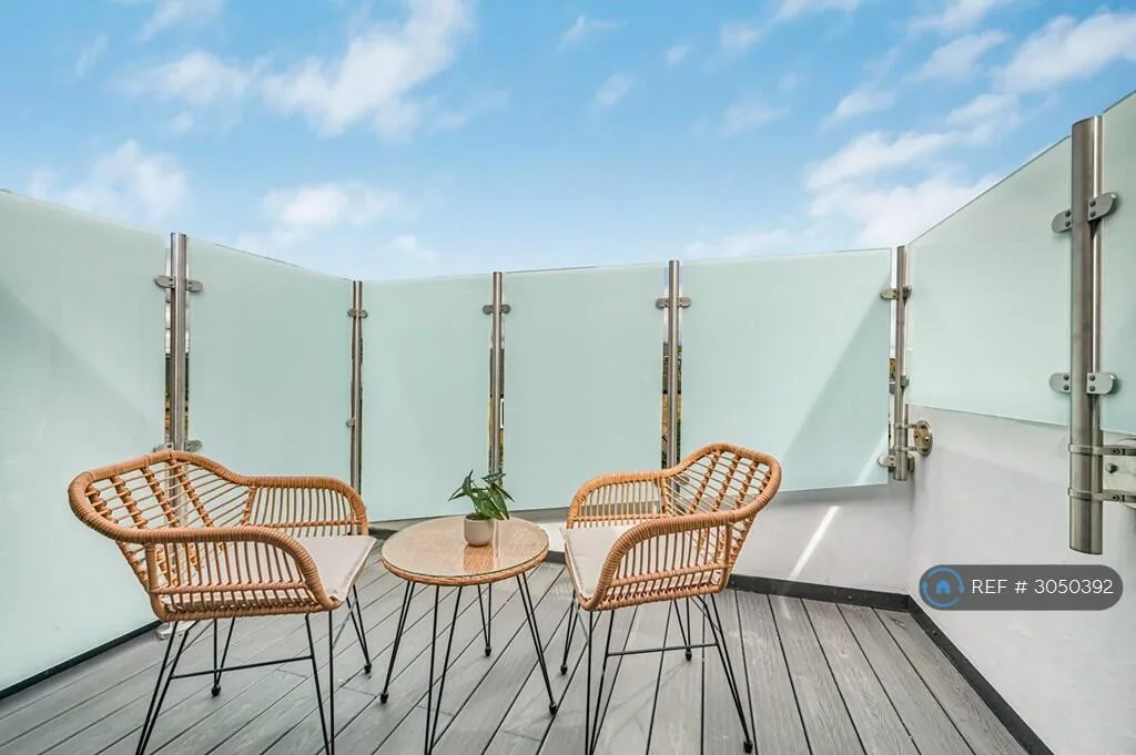 3 bedroom flat for rent