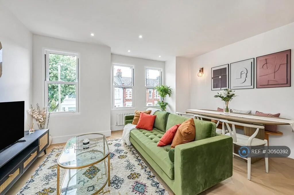 3 bedroom flat for rent