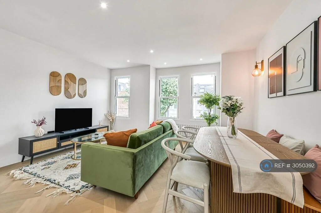 3 bedroom flat for rent