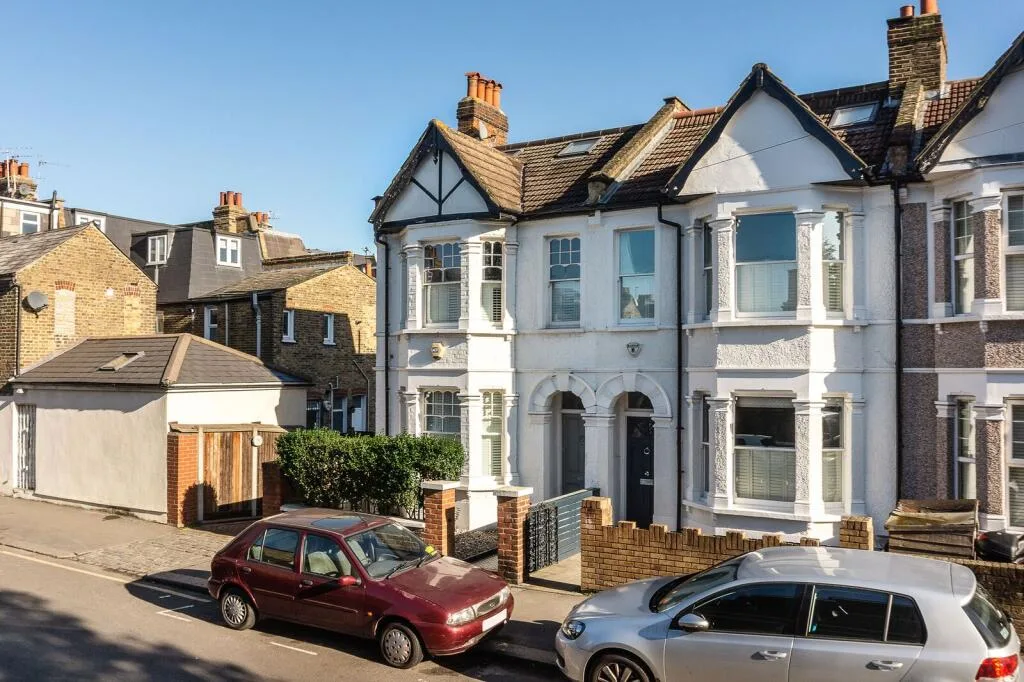 4 bedroom house for rent