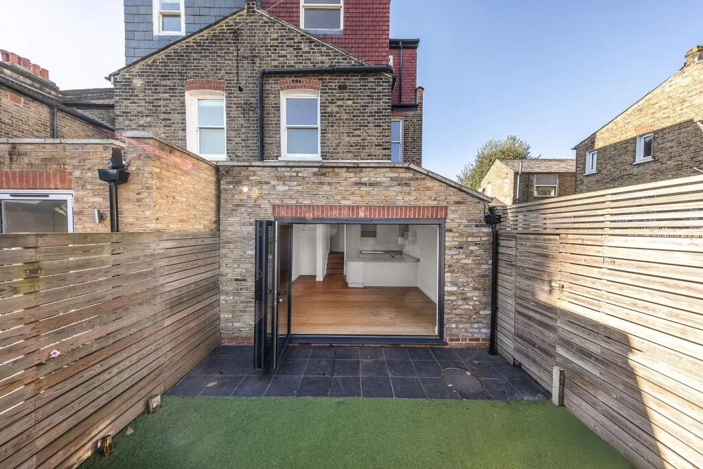 4 bedroom house for rent