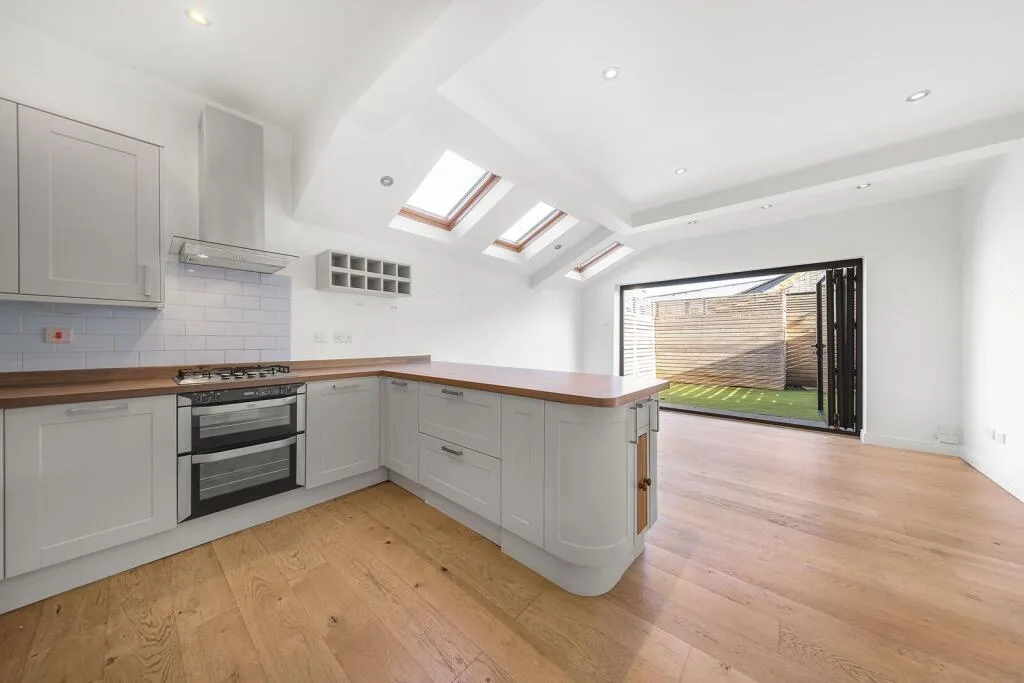 4 bedroom house for rent