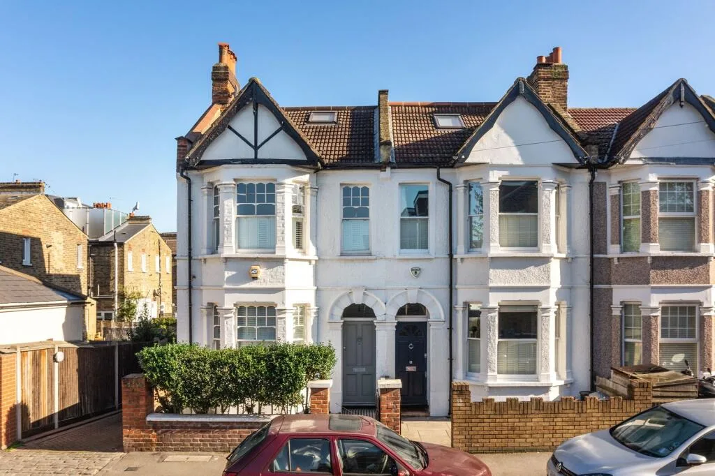 4 bedroom house for rent