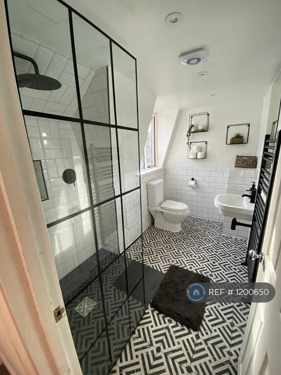 3 bedroom maisonette for rent