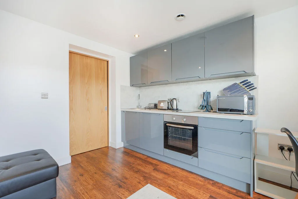 Studio flat for rent