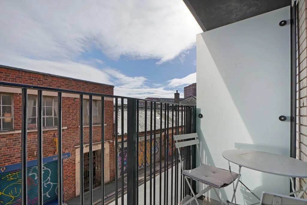 Studio flat for rent