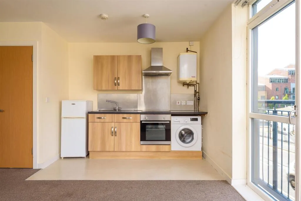 Studio flat for rent