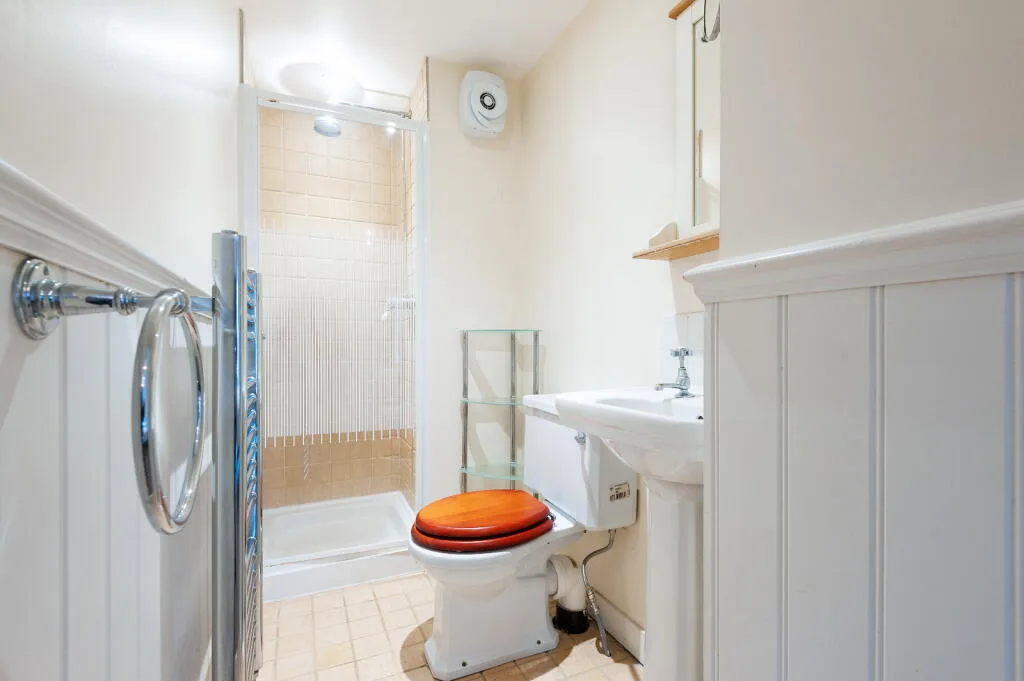 4 bedroom flat for rent