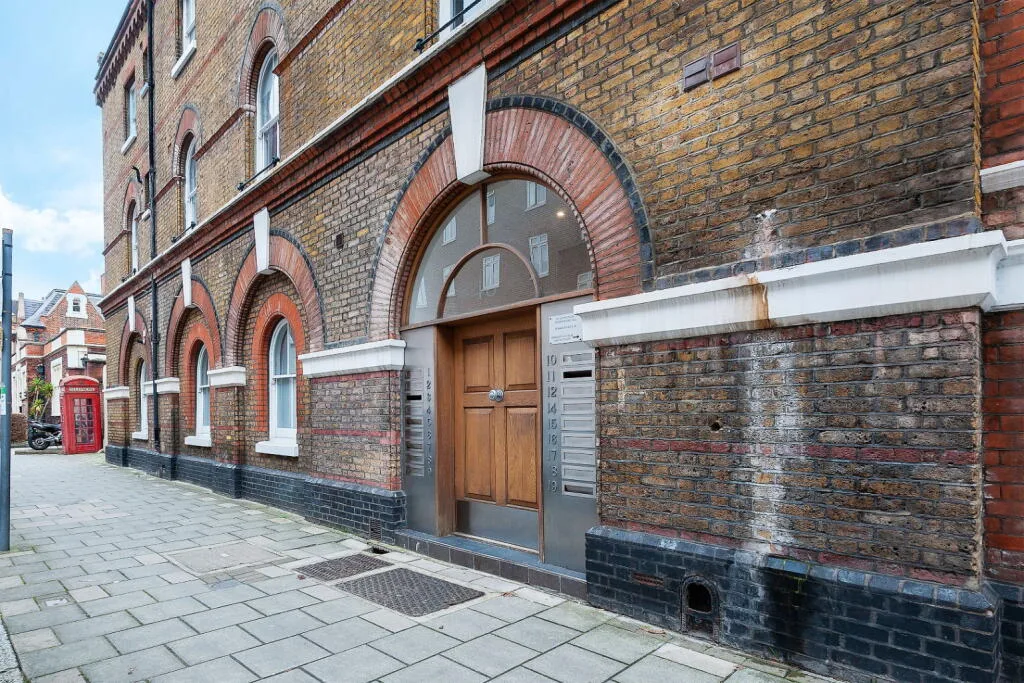 4 bedroom flat for rent