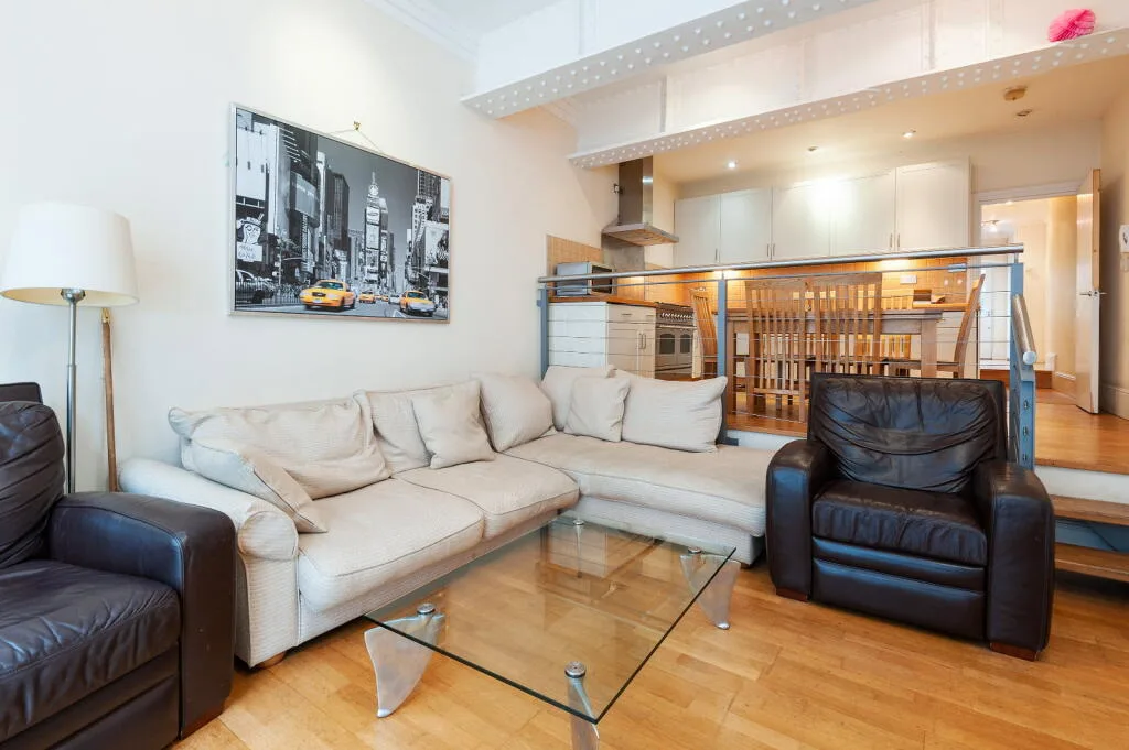 4 bedroom flat for rent