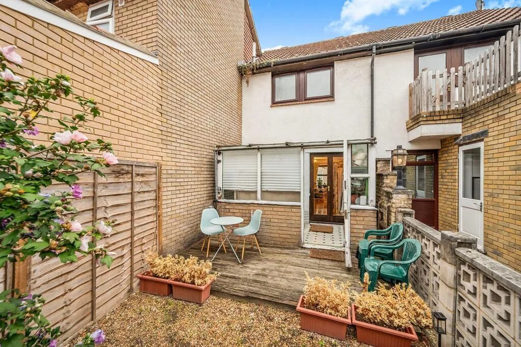 2 bedroom terraced house for rent