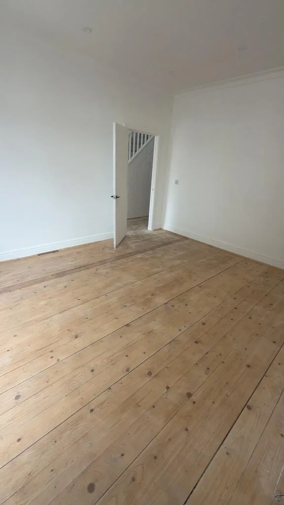 3 bedroom semi-detached house for rent