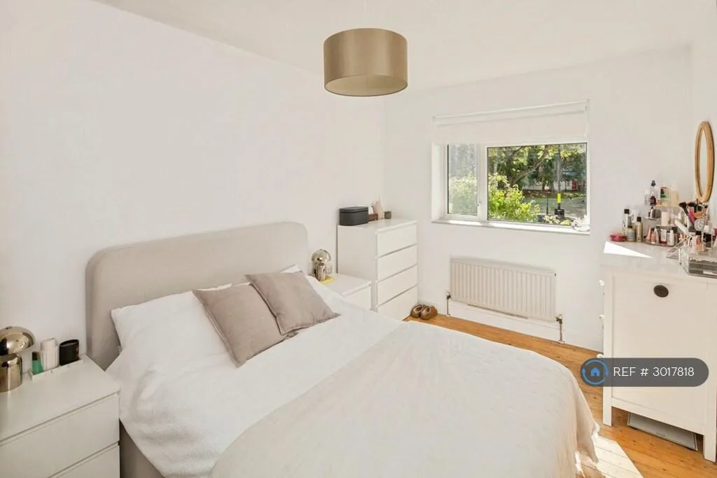3 bedroom end of terrace house for rent