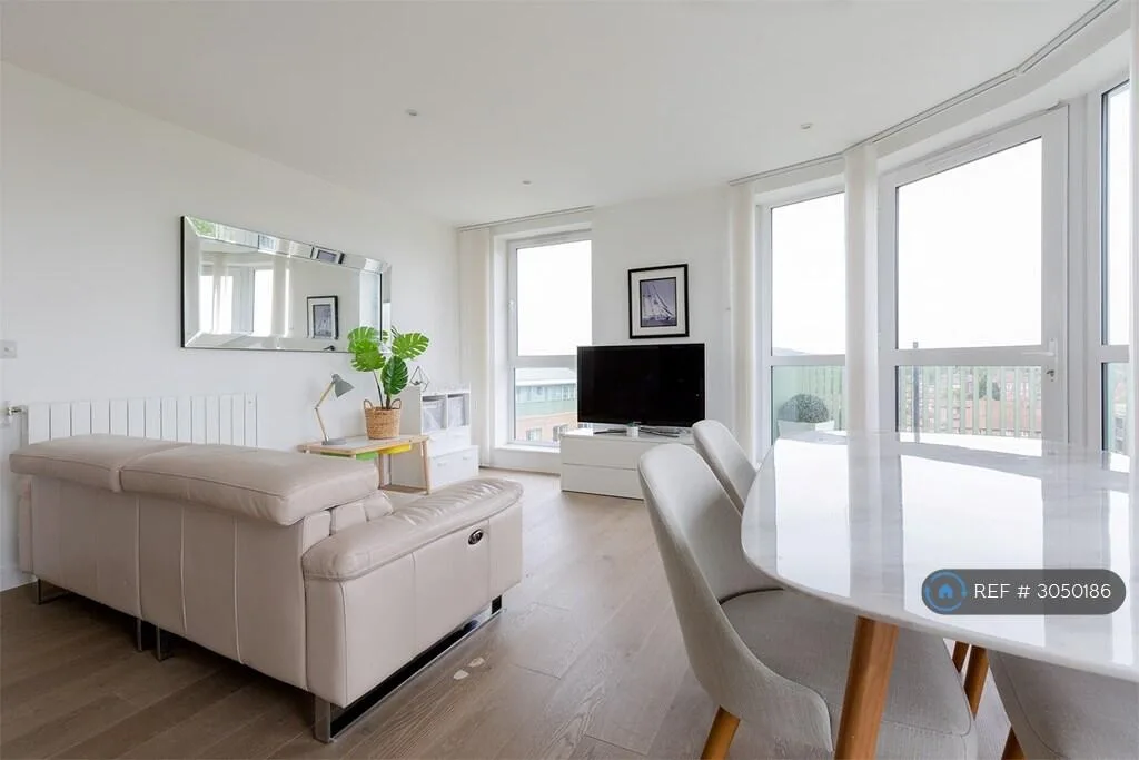 3 bedroom flat for rent