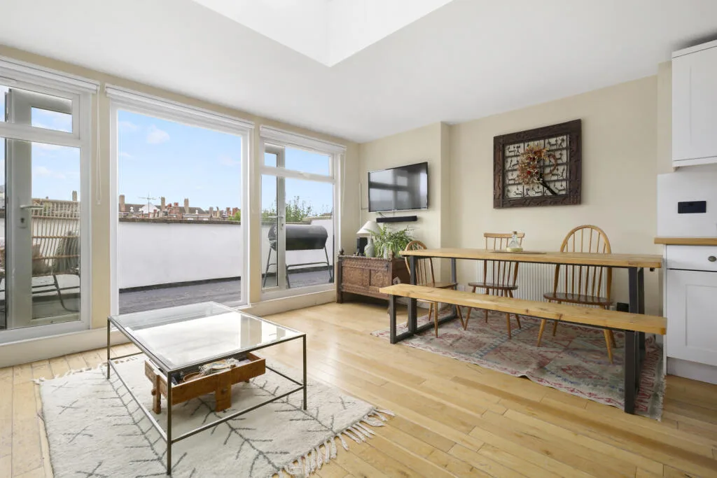 2 bedroom apartment for rent