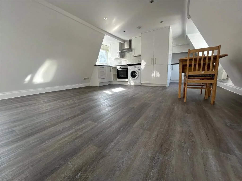 Studio apartment for rent