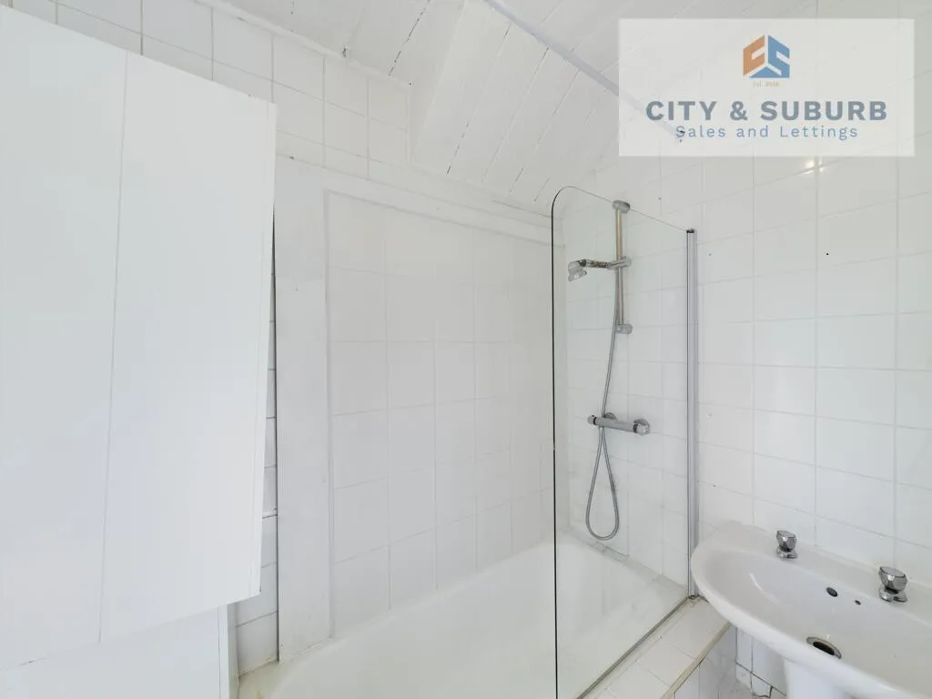2 bedroom ground floor flat for rent