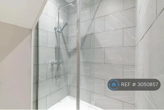 4 bedroom flat for rent
