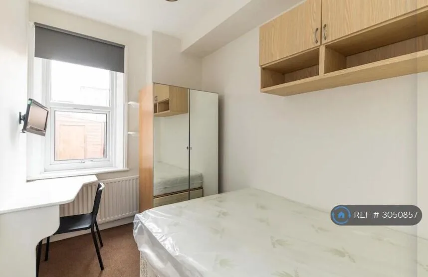 4 bedroom flat for rent