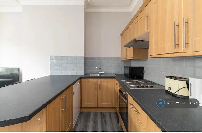 4 bedroom flat for rent