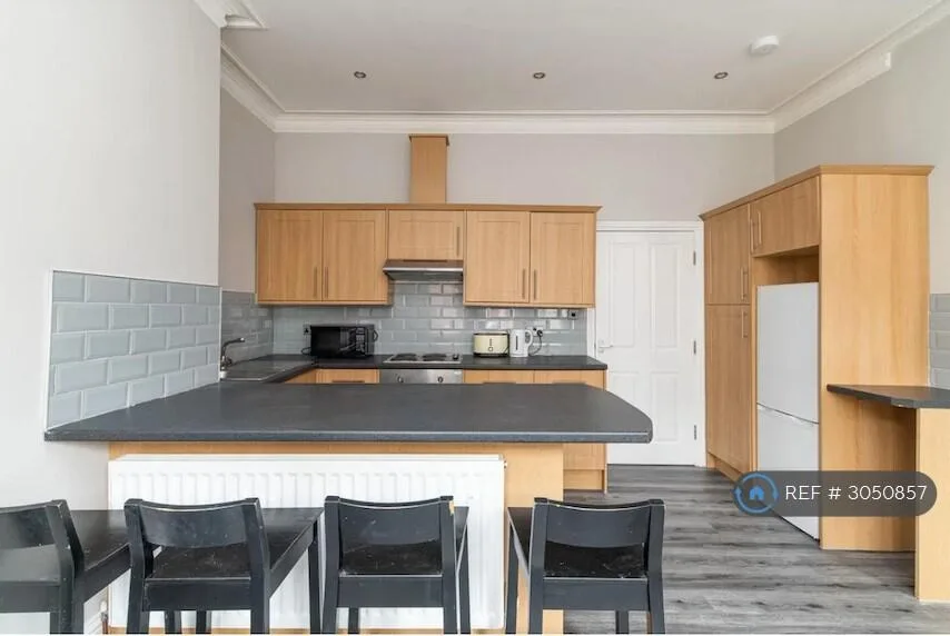 4 bedroom flat for rent